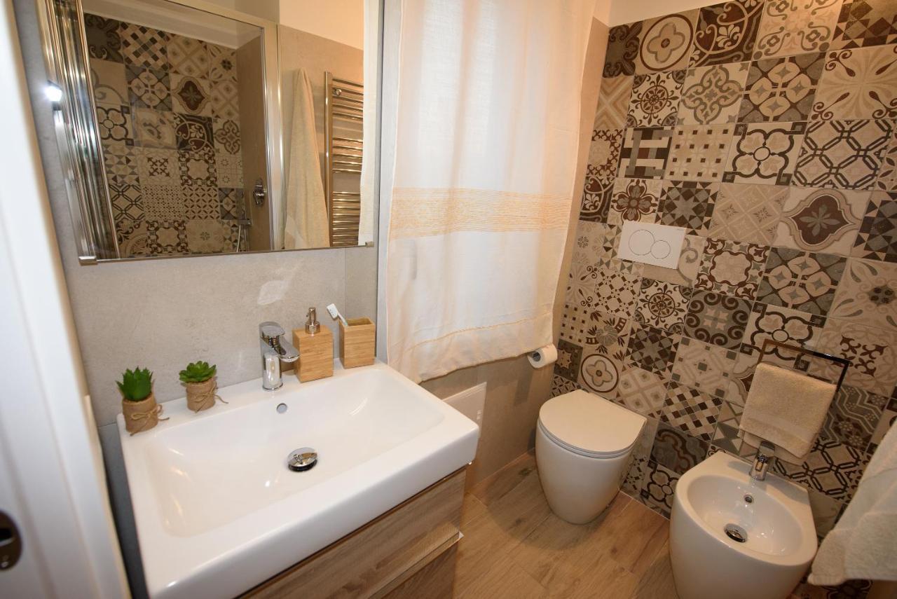 דירות ארבאטקס Loft Lungomare Vista Mare E Monti מראה חיצוני תמונה