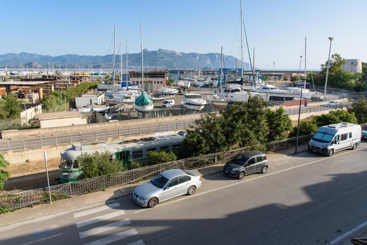 דירות ארבאטקס Loft Lungomare Vista Mare E Monti מראה חיצוני תמונה