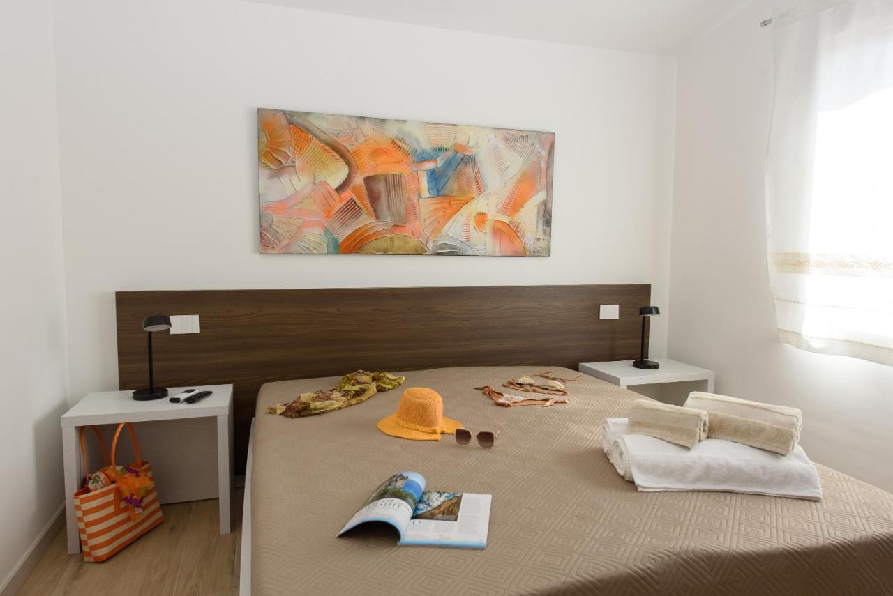 דירות ארבאטקס Loft Lungomare Vista Mare E Monti מראה חיצוני תמונה
