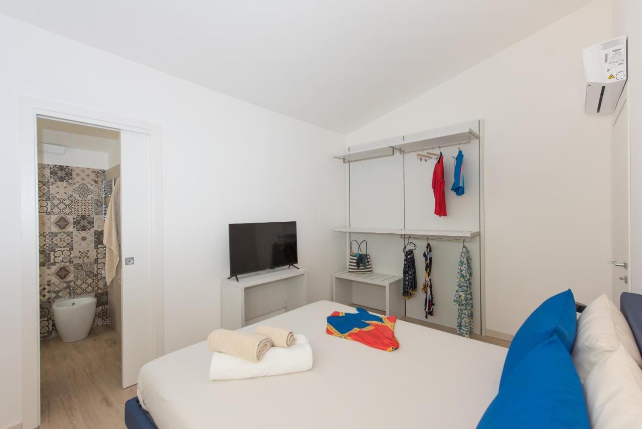 דירות ארבאטקס Loft Lungomare Vista Mare E Monti מראה חיצוני תמונה