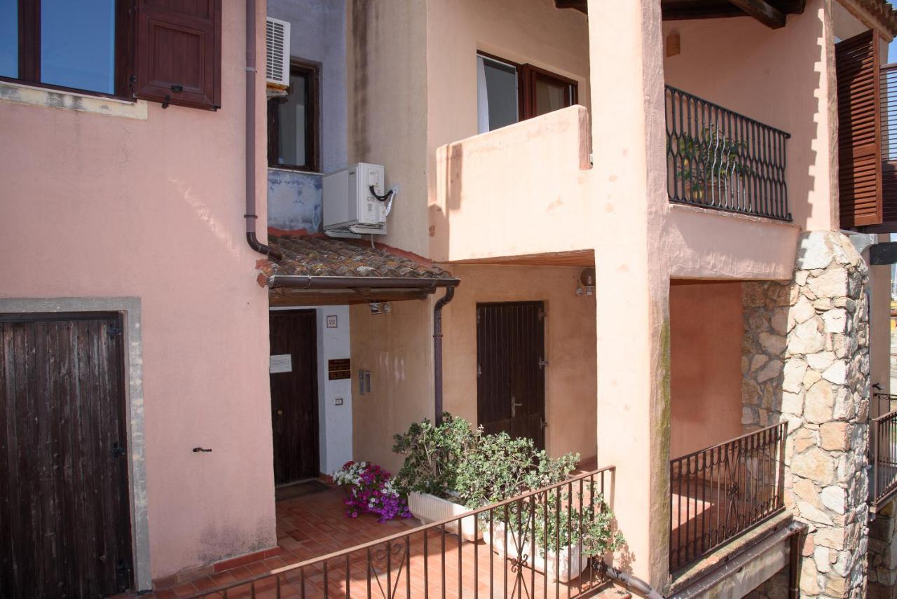 דירות ארבאטקס Loft Lungomare Vista Mare E Monti מראה חיצוני תמונה