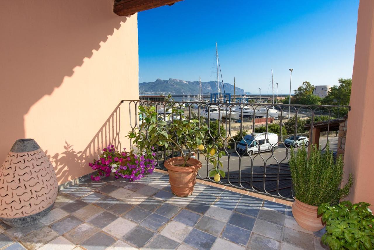 דירות ארבאטקס Loft Lungomare Vista Mare E Monti מראה חיצוני תמונה