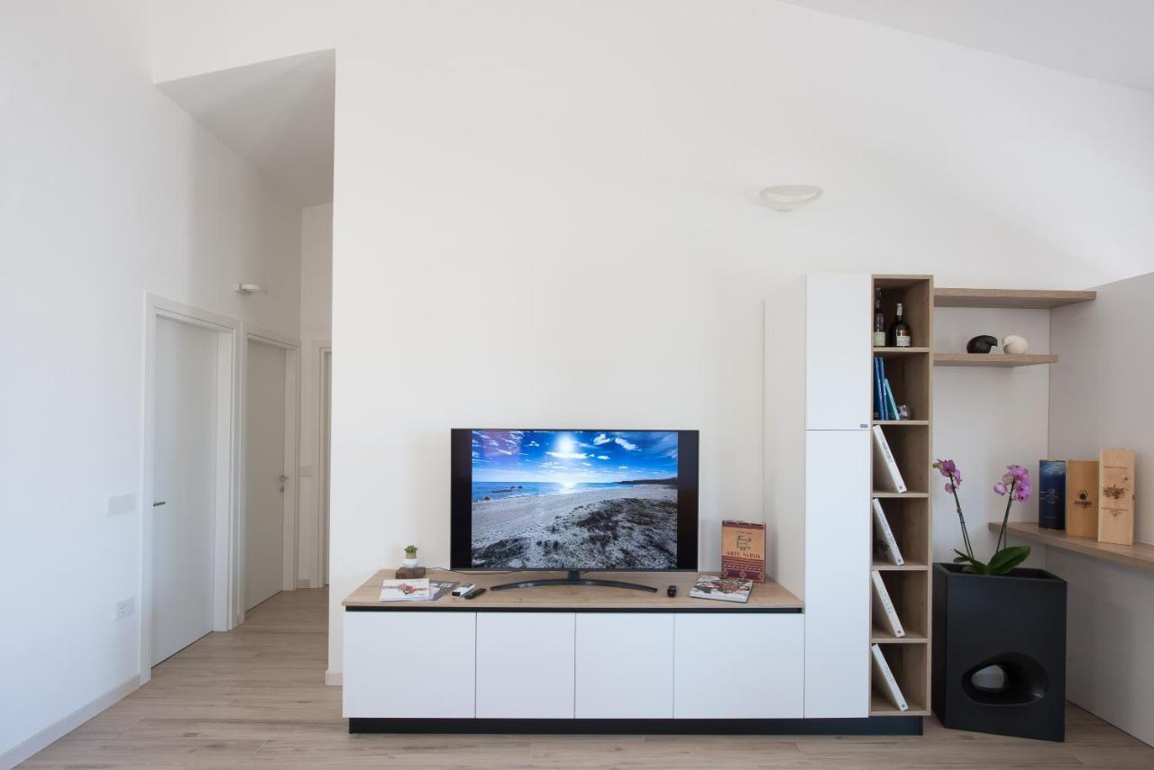 דירות ארבאטקס Loft Lungomare Vista Mare E Monti מראה חיצוני תמונה